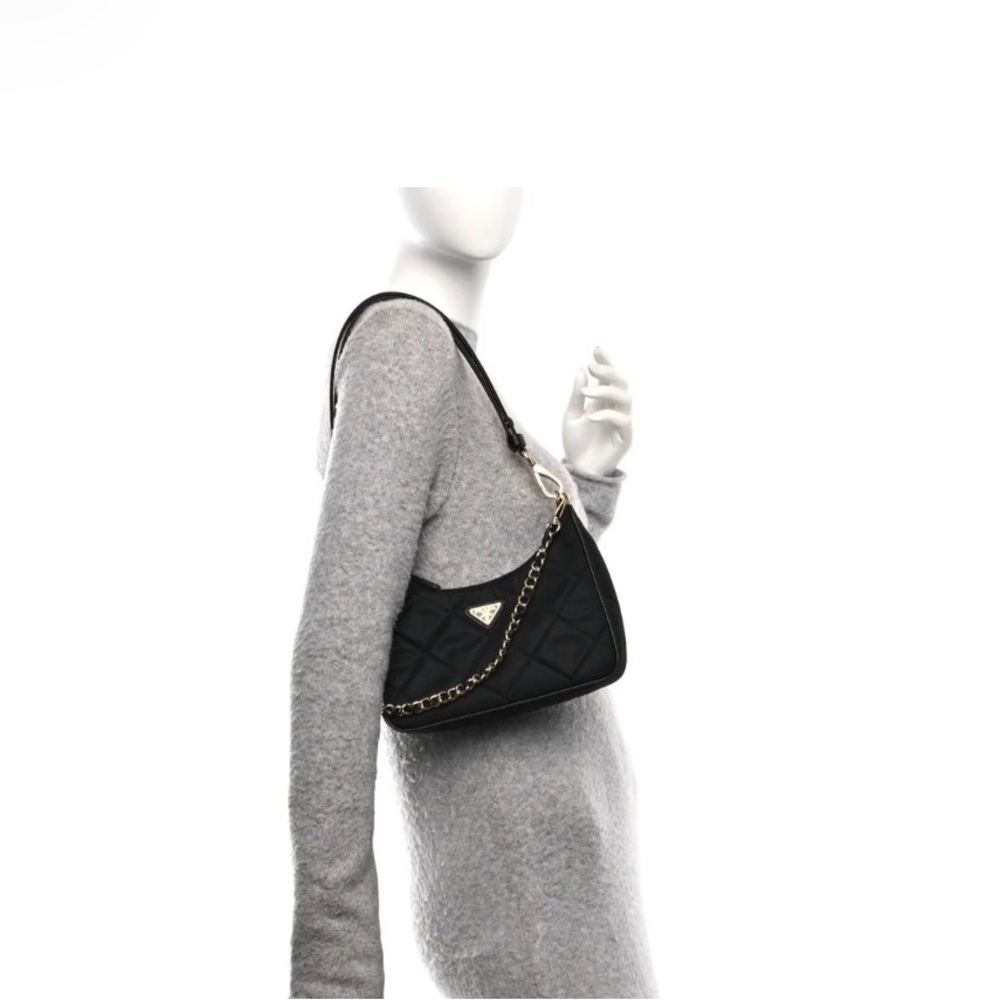 Re-Nylon Saffiano Quilted Mini Re-Edition 1995 Chaine Shoulder Bag Black - Picture 4 of 4